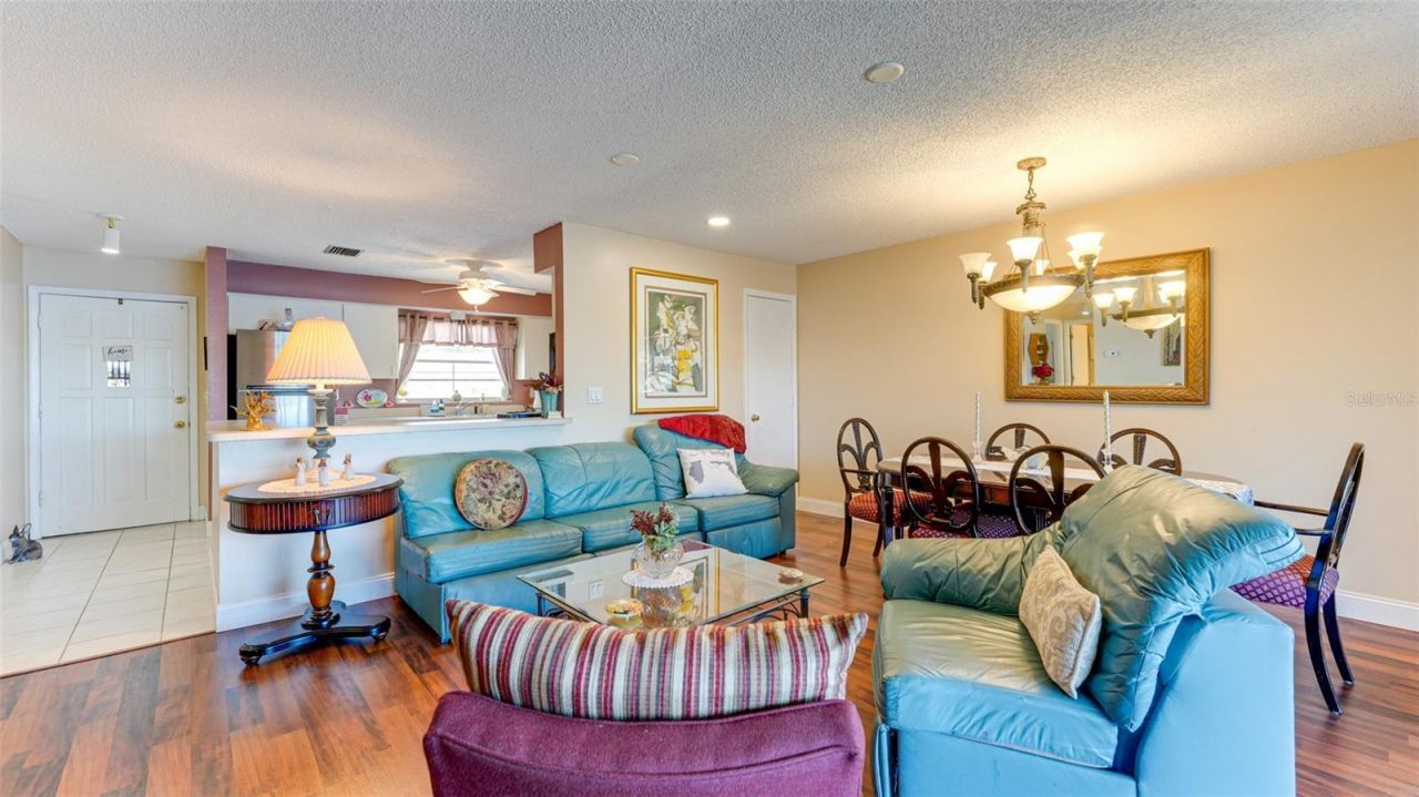 4591 Mohican Trail, Unit 137, Sarasota, FL 34233 Photo