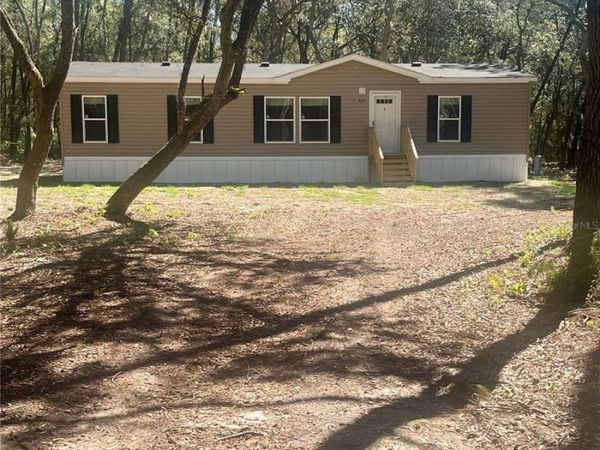 400 S HOLLY AVENUE , FLORAHOME, FL 32140