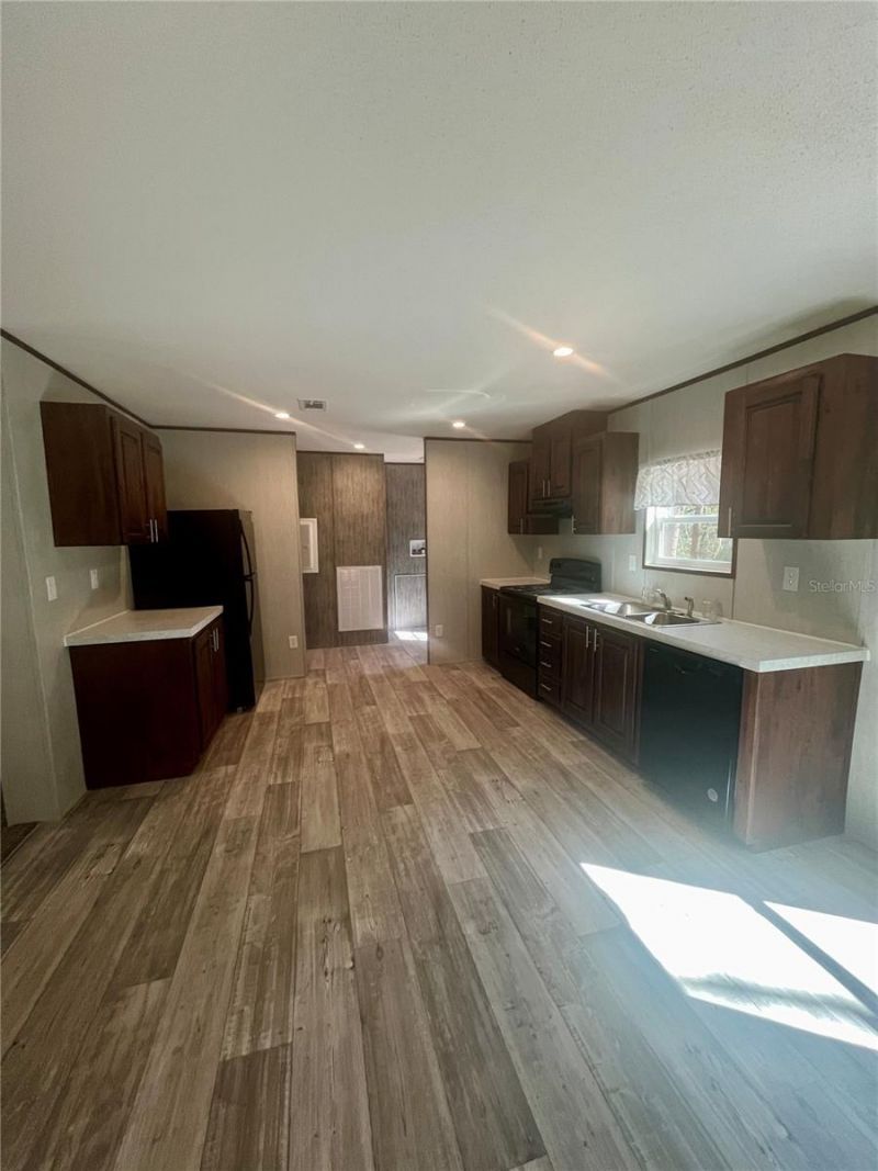 400 S Holly Avenue , Florahome, FL 32140 Photo