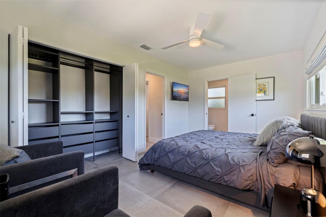 259 Mineola Drive E, Belleair Bluffs, FL 33770 Photo