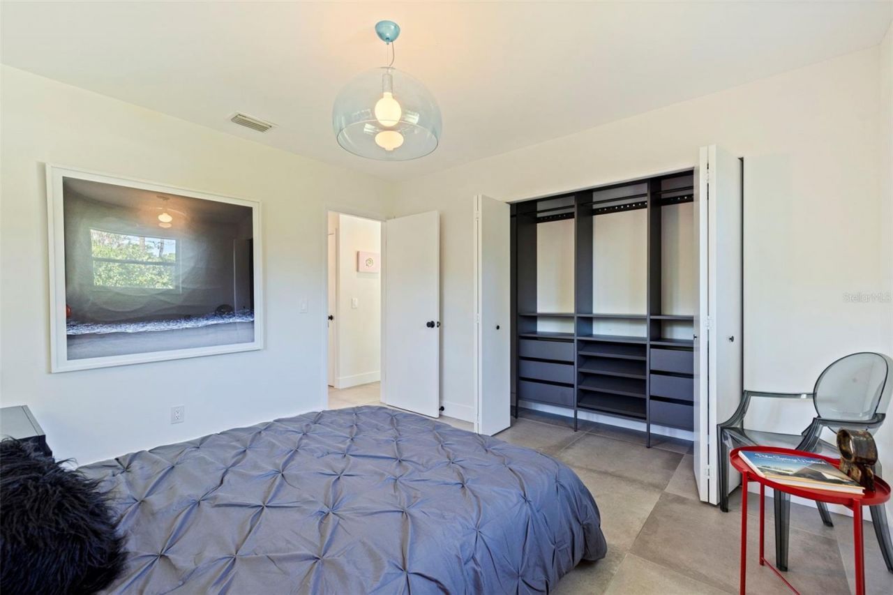 259 Mineola Drive E, Belleair Bluffs, FL 33770 Photo