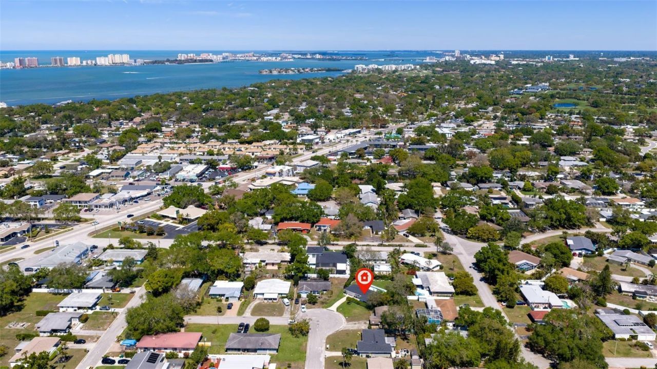 259 Mineola Drive E, Belleair Bluffs, FL 33770 Photo