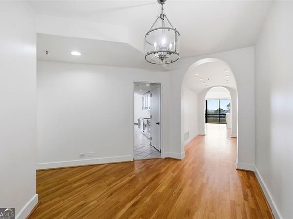 2660 Peachtree Road NW, Unit 9G, Atlanta, GA 30305