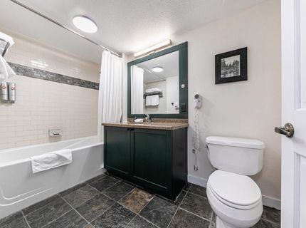 1880 Village South Road, Olympic Valley, CA 96146 Photo