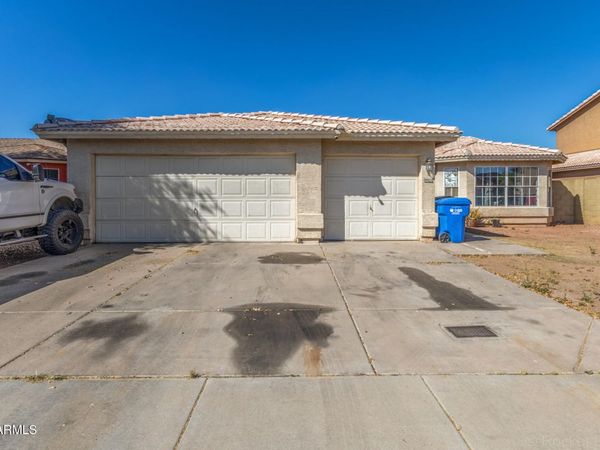 8922 W MONTE VISTA Road, Phoenix, AZ 85037