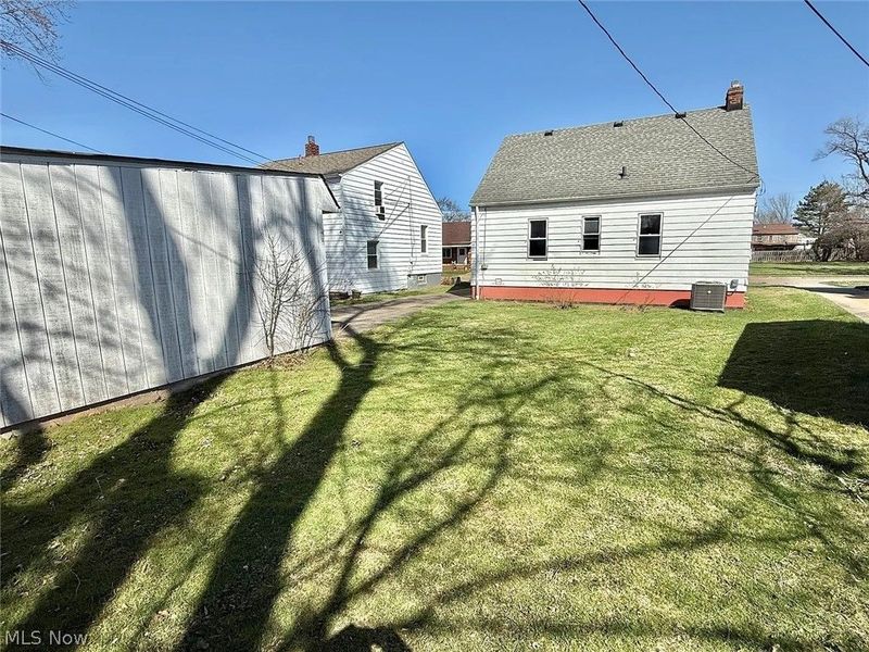 6903 Luelda Avenue , Parma, OH 44129 Photo 2