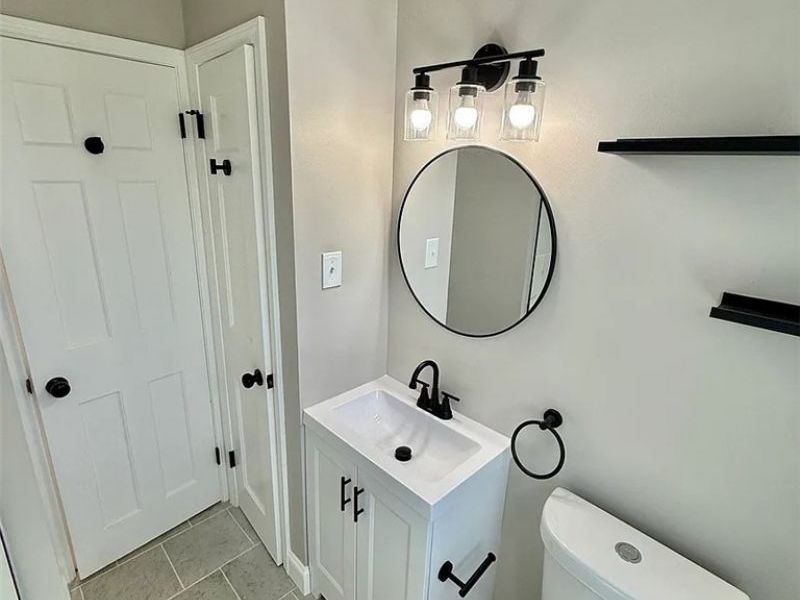 6903 Luelda Avenue , Parma, OH 44129 Photo 8