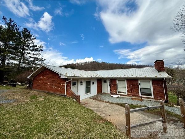 210 Howards Creek Road , Boone, NC 28607