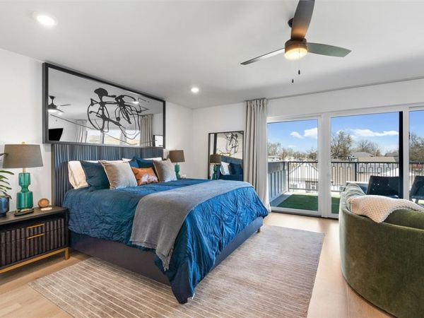 533 SW 5th Street, Bentonville, AR 72712