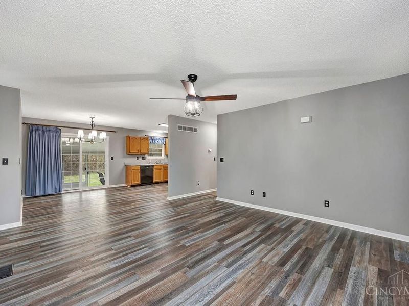 5890 Kay Drive, Fairfield, OH 45014 Photo 10