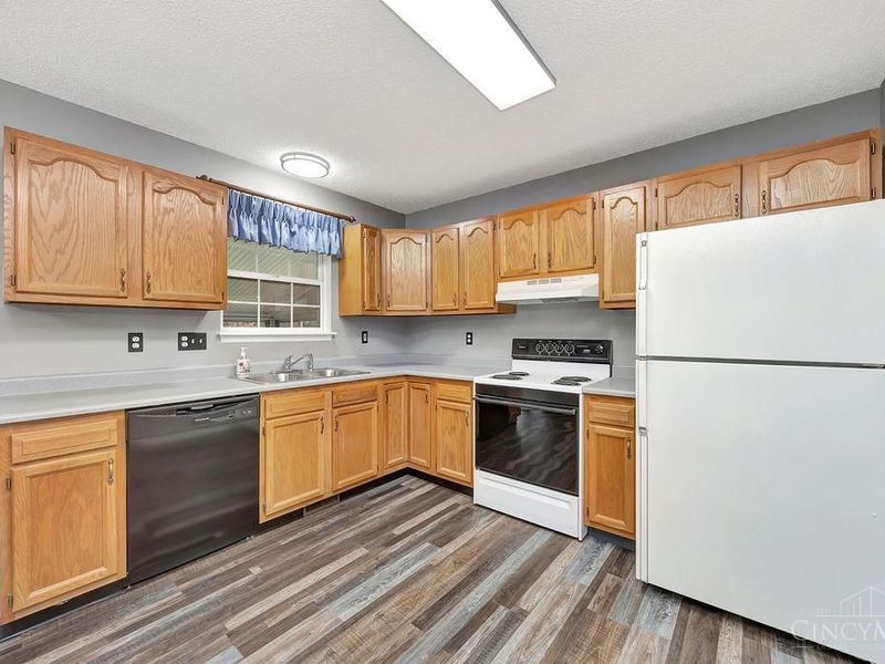 5890 Kay Drive, Fairfield, OH 45014 Photo 12