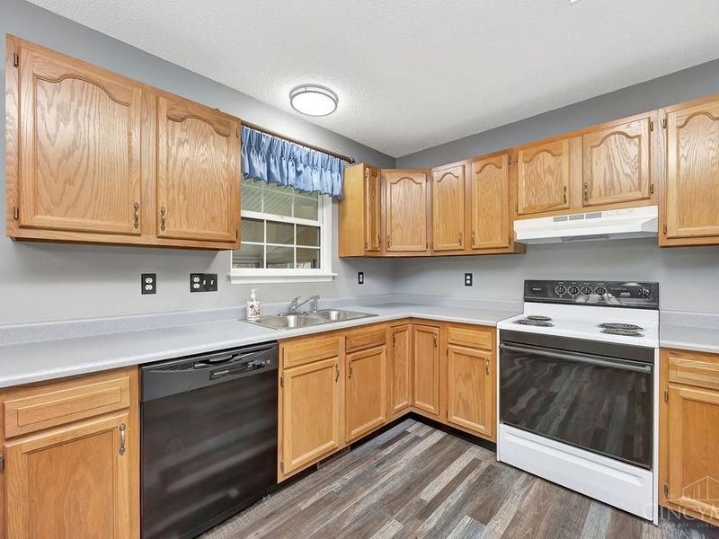 5890 Kay Drive, Fairfield, OH 45014 Photo 13