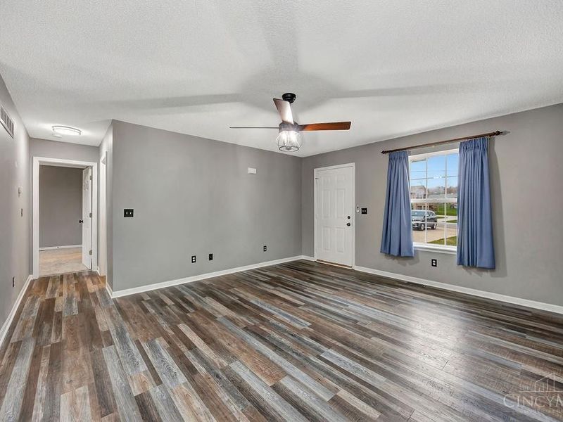 5890 Kay Drive, Fairfield, OH 45014 Photo 8