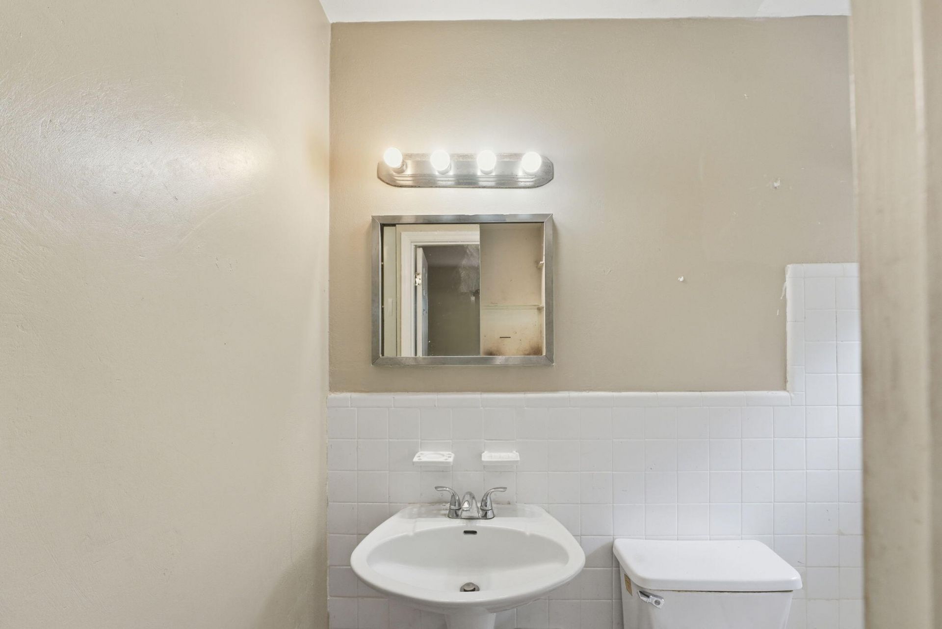 1201 NE 206th Street, Miami, FL 33179 Photo