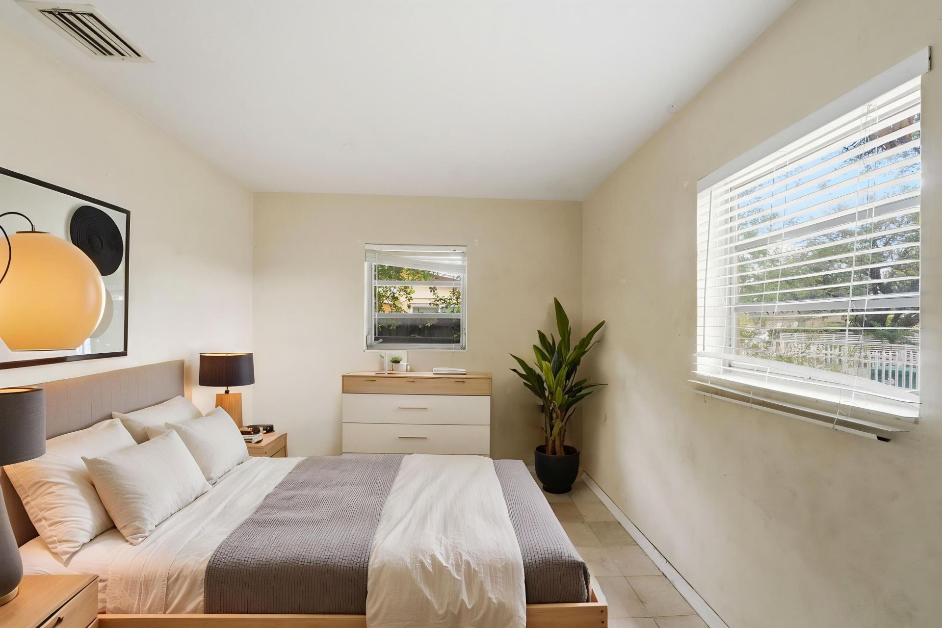 1201 NE 206th Street, Miami, FL 33179 Photo