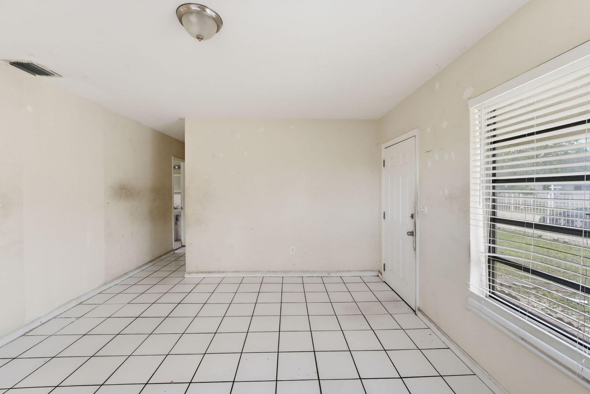 1201 NE 206th Street, Miami, FL 33179 Photo