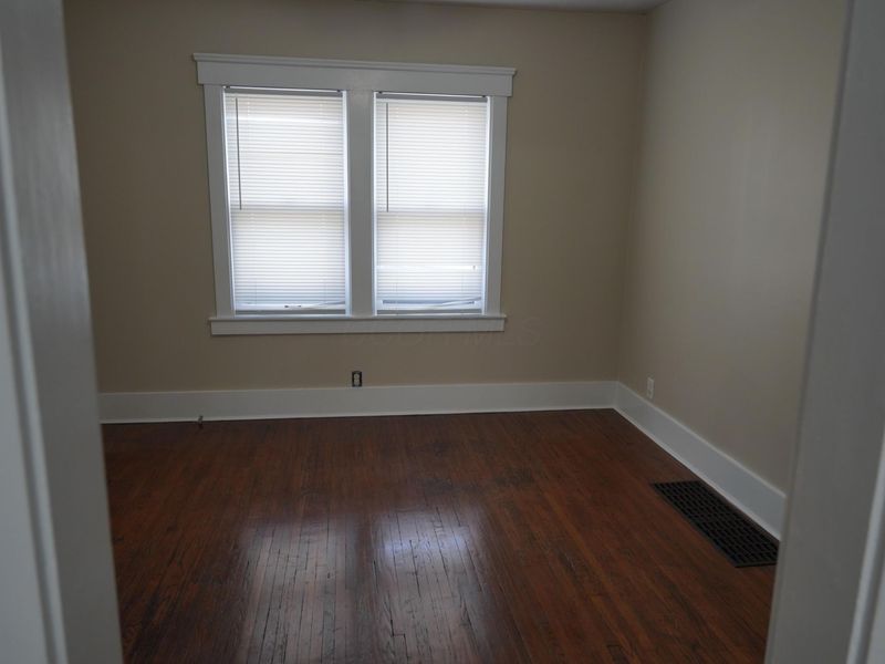 119 E Lincoln Avenue, Columbus, OH 43214 Photo 5