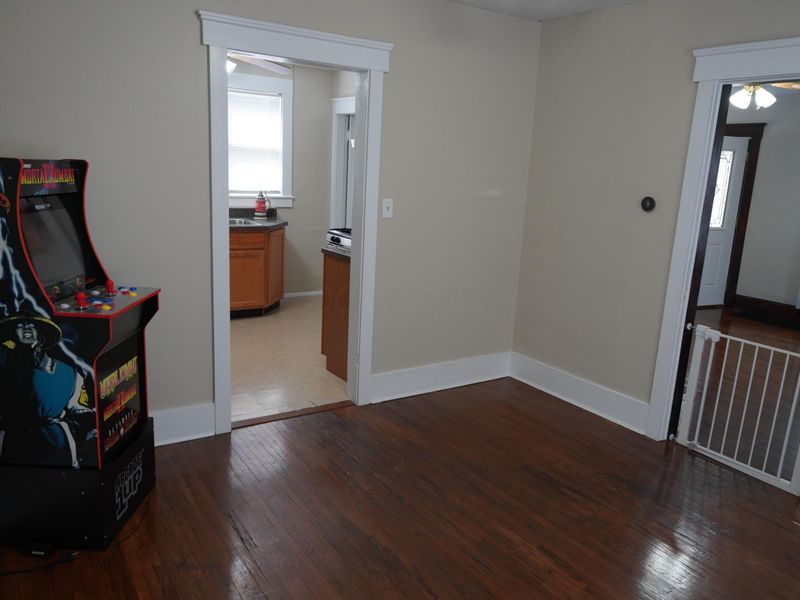 119 E Lincoln Avenue, Columbus, OH 43214 Photo 6