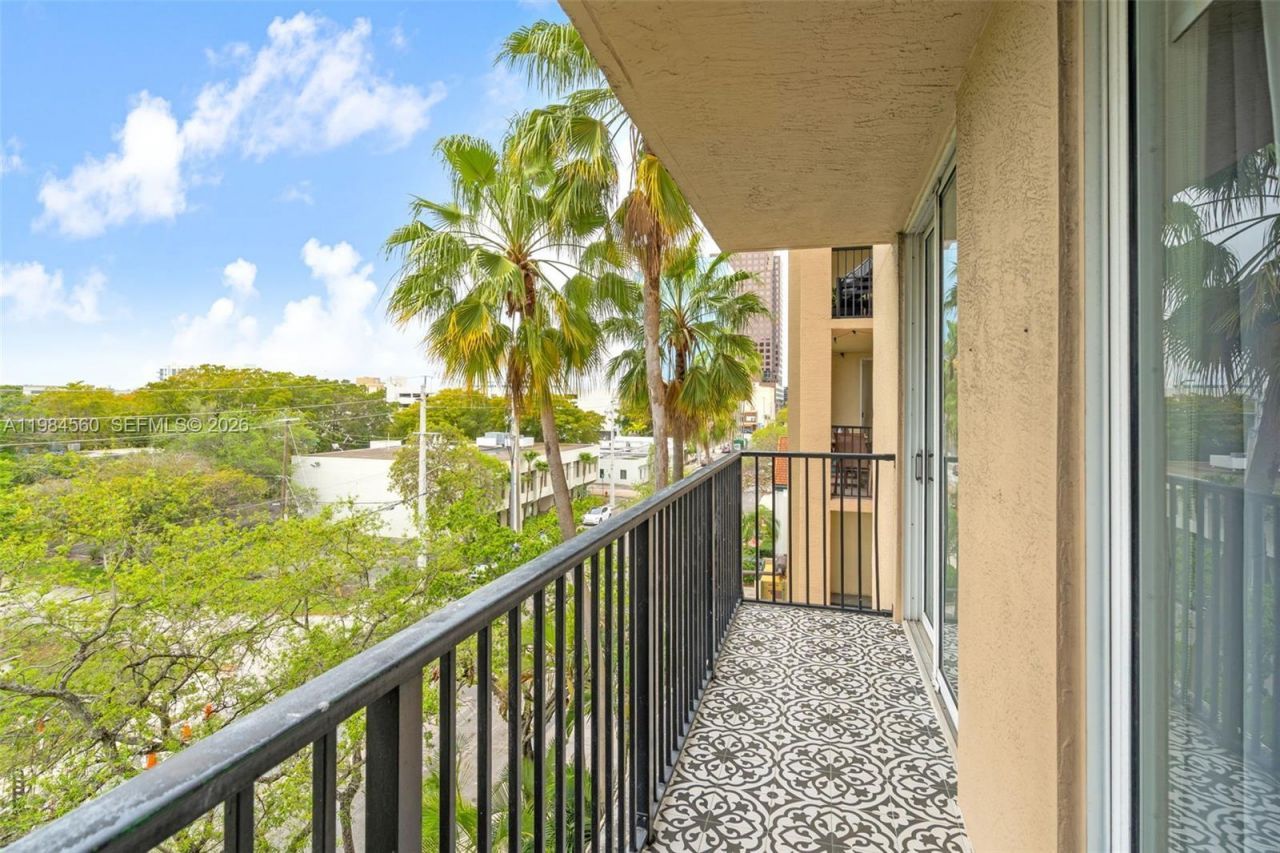 520 SE 5th Ave , Unit 1307, Fort Lauderdale, FL 33301 Photo