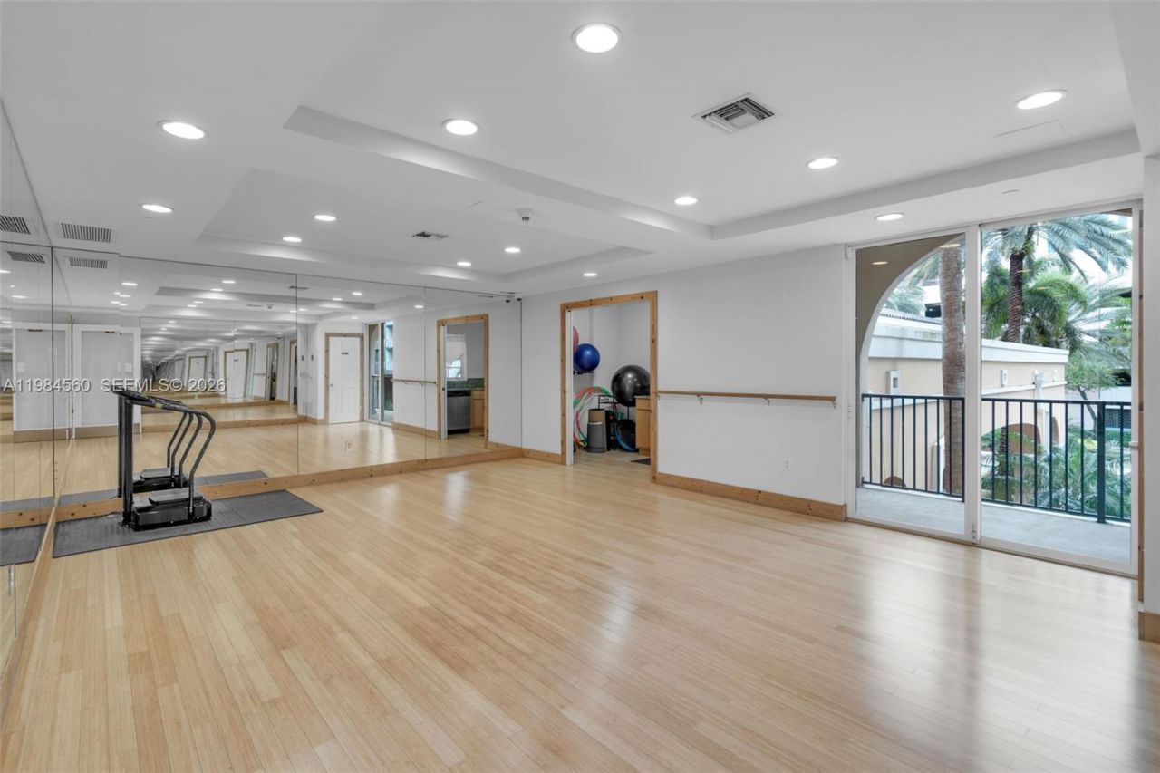 520 SE 5th Ave , Unit 1307, Fort Lauderdale, FL 33301 Photo