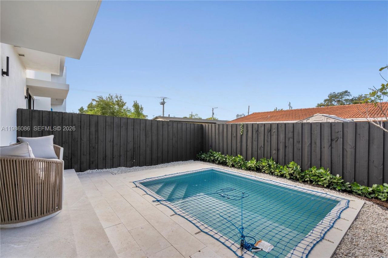 2730 SW 31st Ave , Miami, FL 33133 Photo