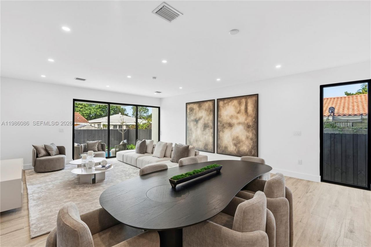 2730 SW 31st Ave , Miami, FL 33133 Photo