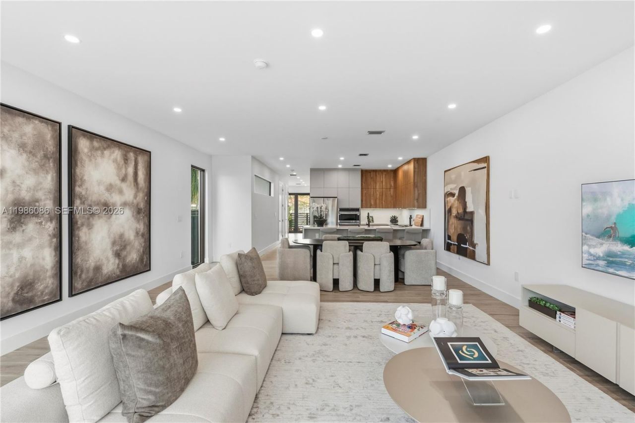 2730 SW 31st Ave , Miami, FL 33133 Photo