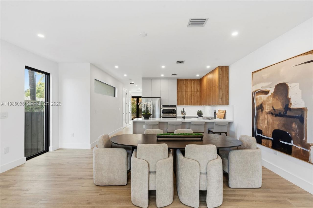 2730 SW 31st Ave , Miami, FL 33133 Photo