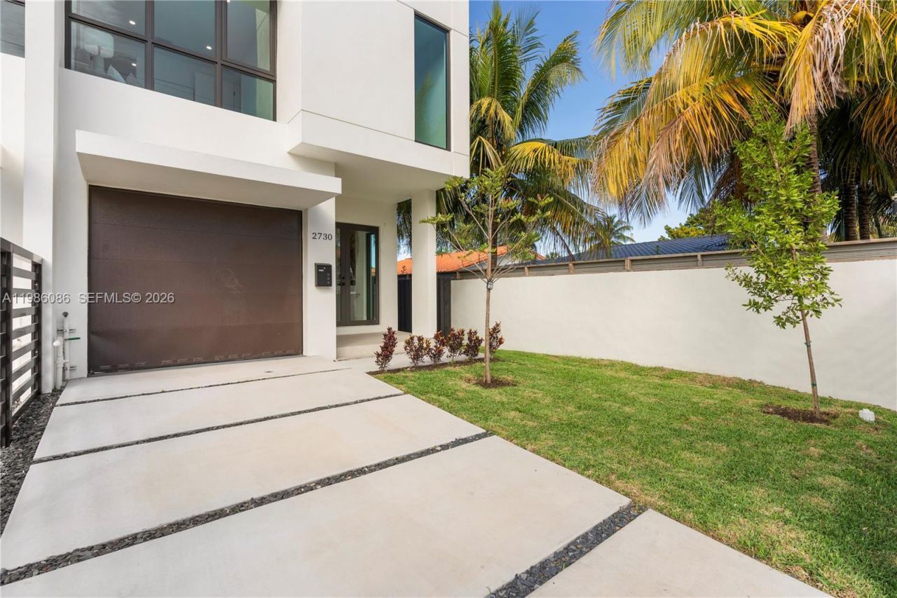 2730 SW 31st Ave , Miami, FL 33133 Photo