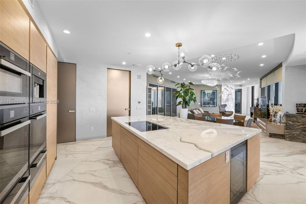 18555 Collins Ave, Unit 2201, Sunny Isles Beach, FL 33160 Photo