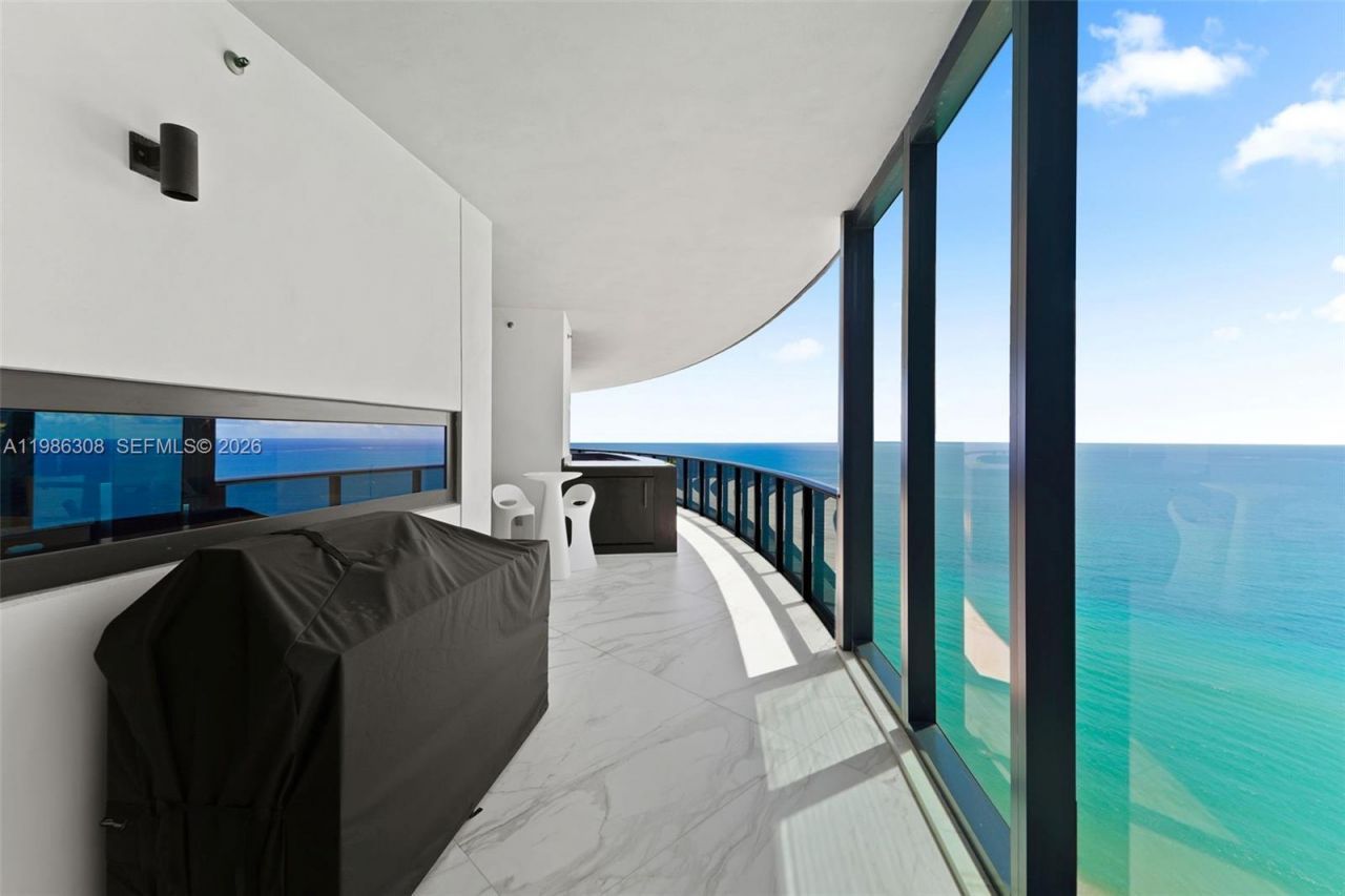 18555 Collins Ave , Unit 2201, Sunny Isles Beach, FL 33160 Photo