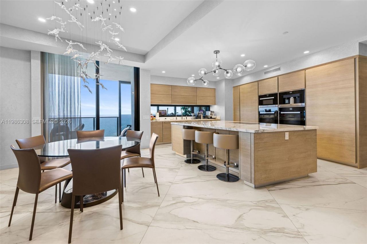 18555 Collins Ave, Unit 2201, Sunny Isles Beach, FL 33160 Photo