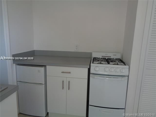 1925 Thomas St , Unit 1925, Hollywood, FL 33020 Photo