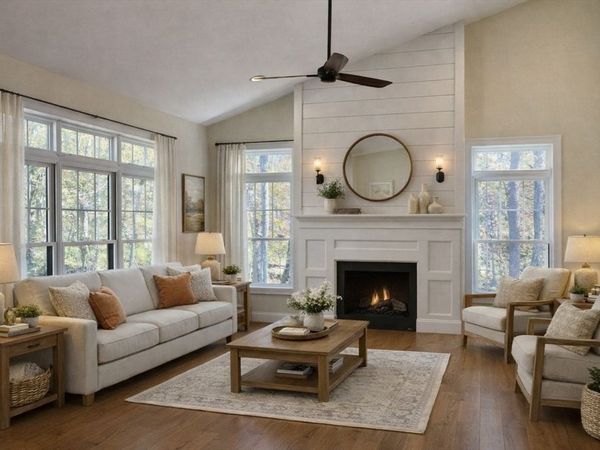 28 Spring Street, Petersham, MA 01366