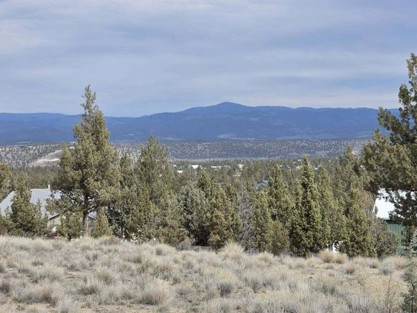 6648 S Night Hawk Drive, Prineville, OR 97754