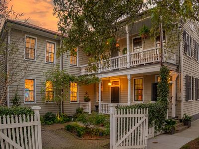 28 Warren Street, Charleston, SC 29403