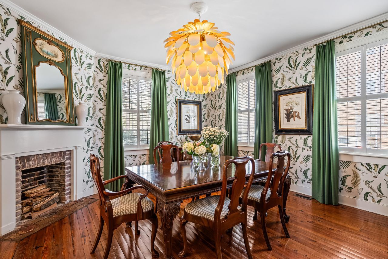 28 Warren Street Photo 10