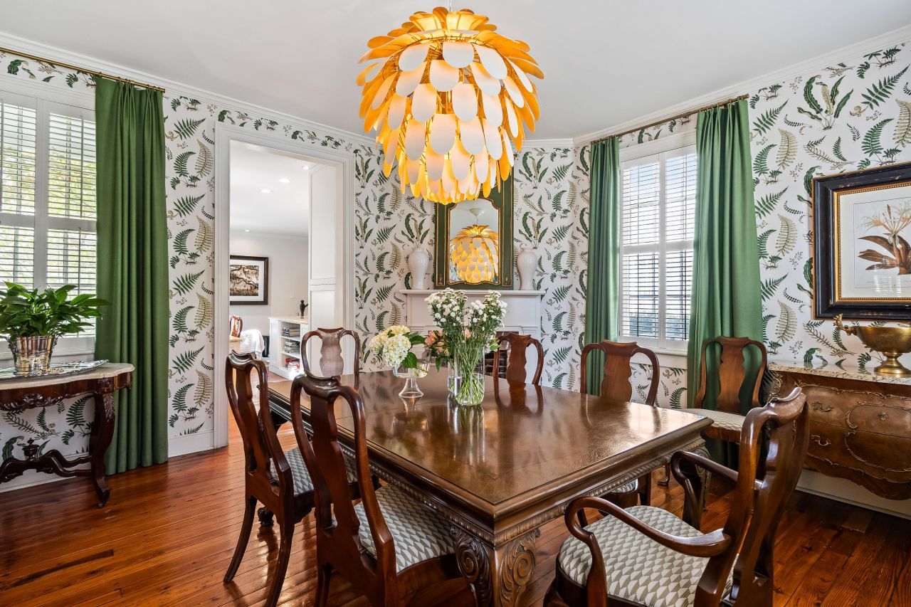 28 Warren Street Photo 12