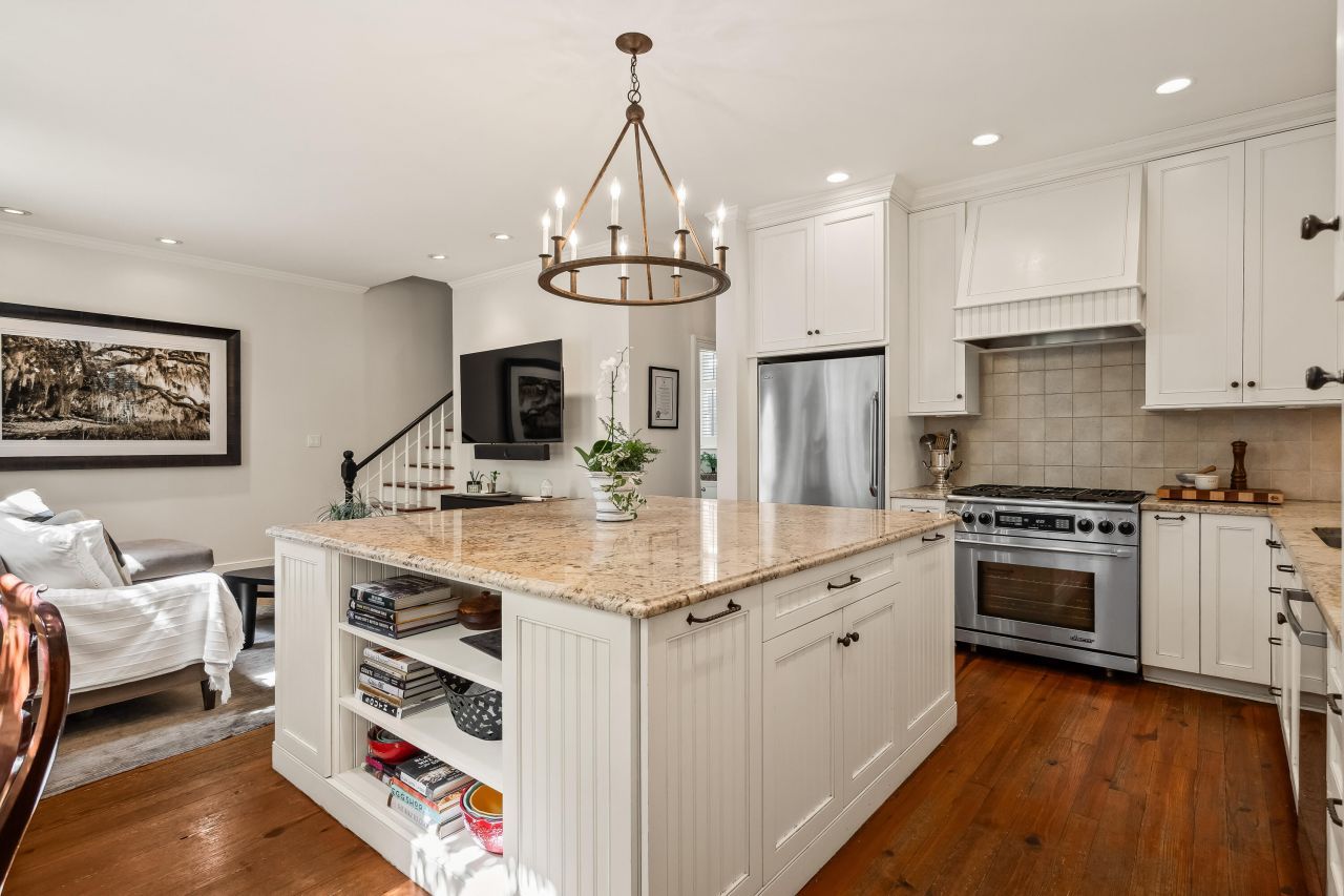 28 Warren Street Photo 13