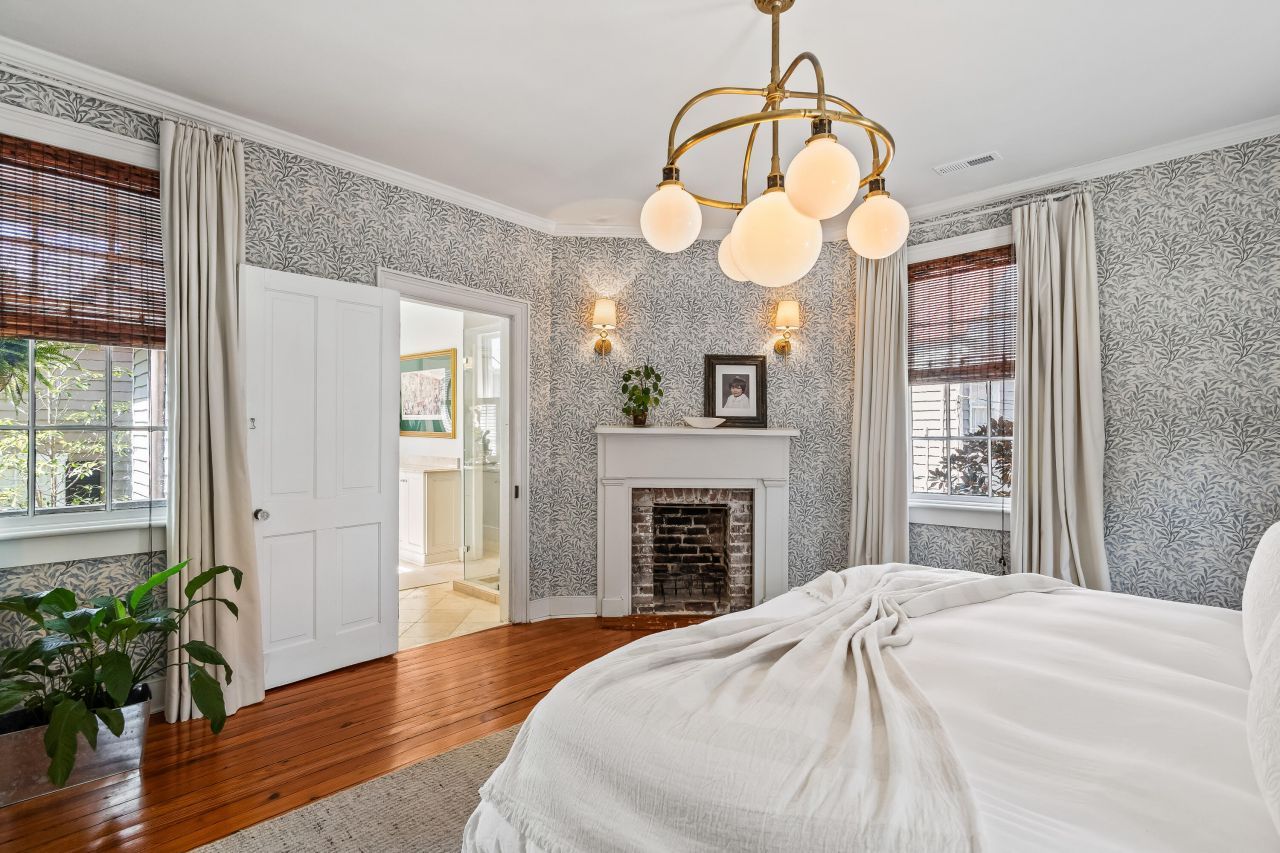 28 Warren Street Photo 32