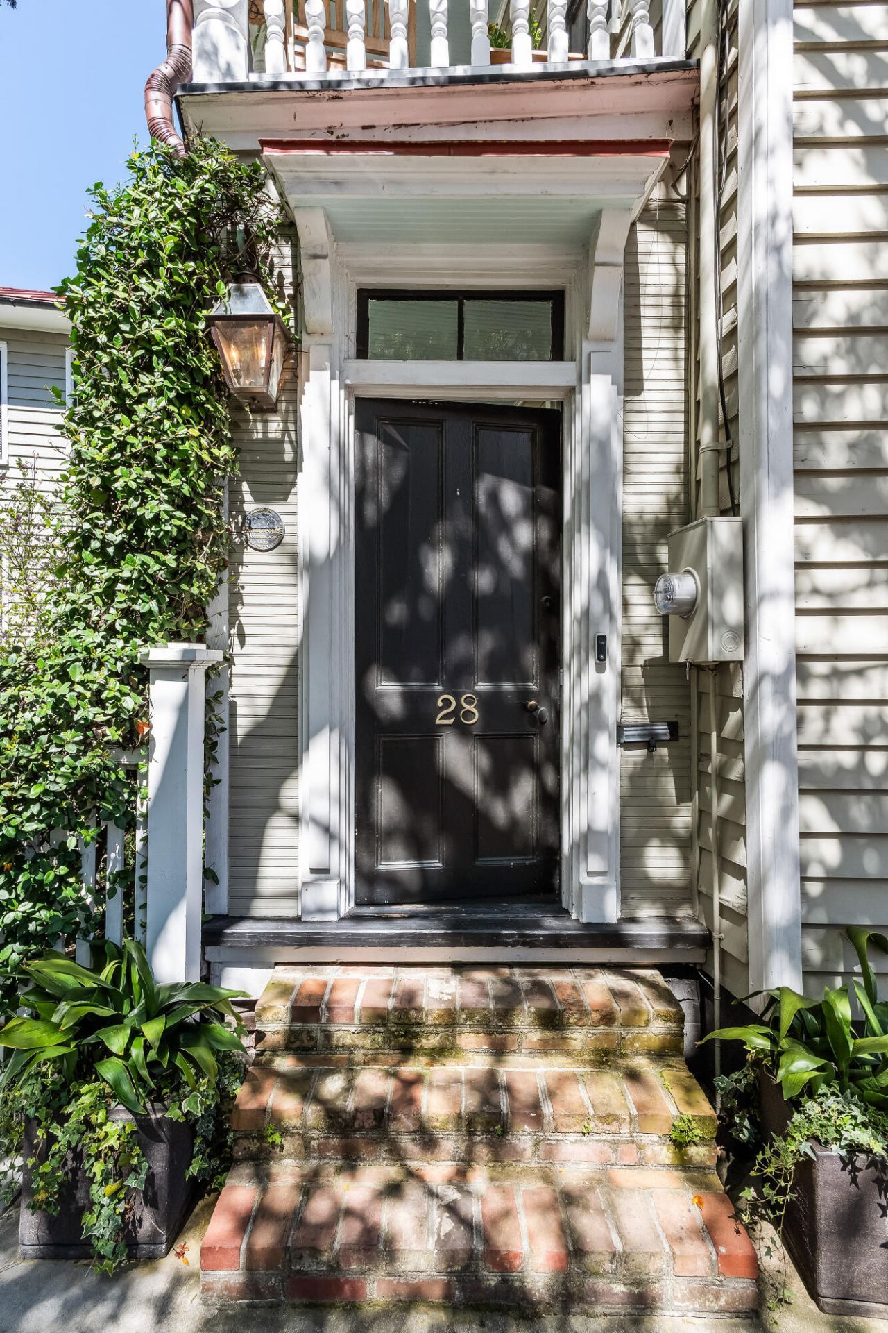 28 Warren Street Photo 5