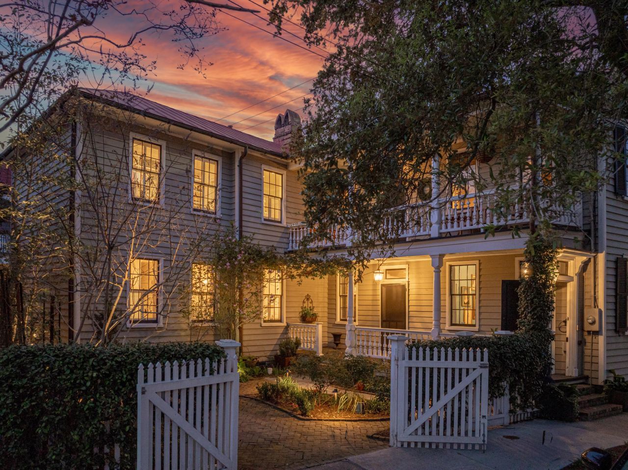 28 Warren Street Photo 51