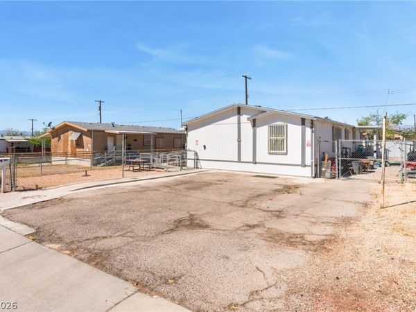 6124 Glacier Avenue, Las Vegas, NV 89156