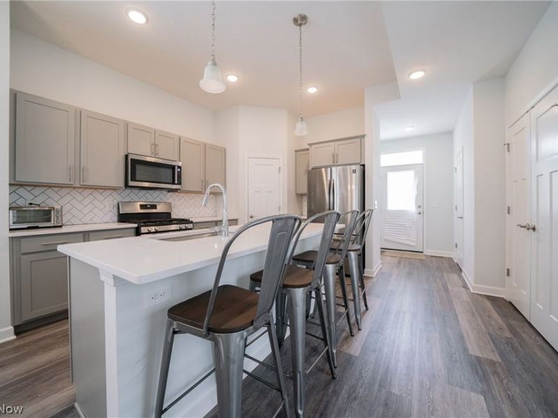 12027 Wade Park Avenue , Cleveland, OH 44106 Photo 12