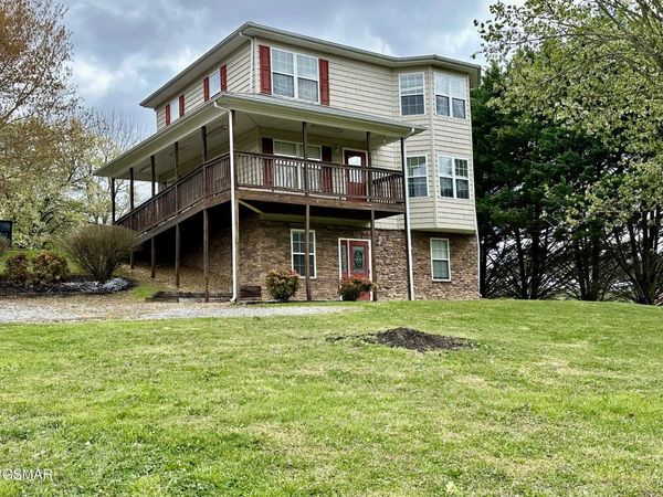 249 Mill View Dr, Pigeon Forge, TN 37863