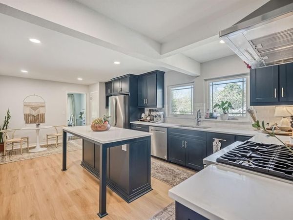 2801 5th Avenue, Fort Worth, TX 76110