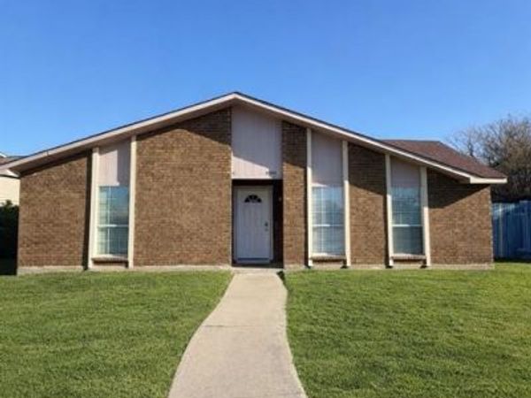 5540 N Colony Boulevard, The Colony, TX 75056