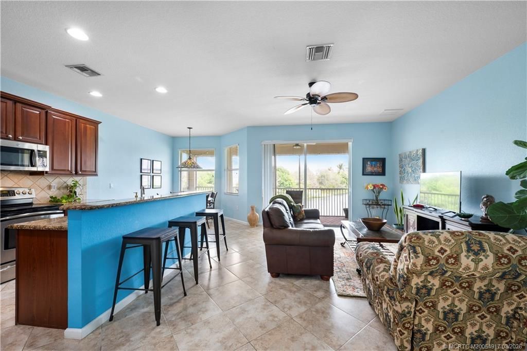 691 SW Glen Crest Way, Stuart, FL 34997 Photo