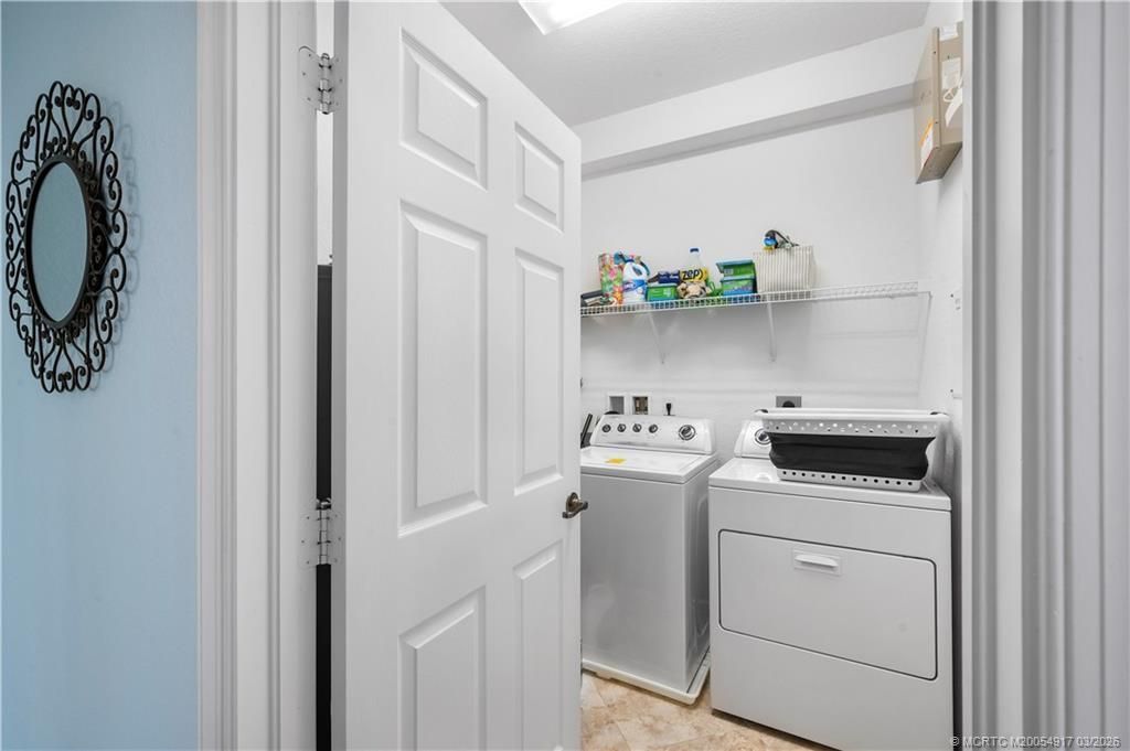 691 SW Glen Crest Way, Stuart, FL 34997 Photo