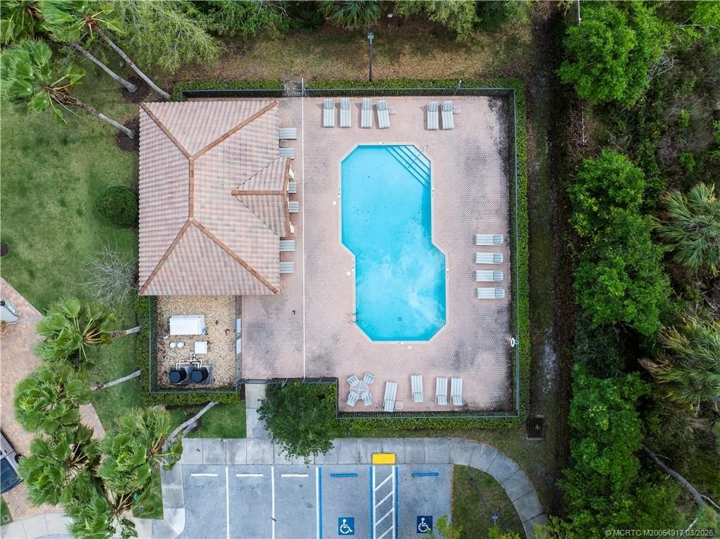 691 SW Glen Crest Way, Stuart, FL 34997 Photo